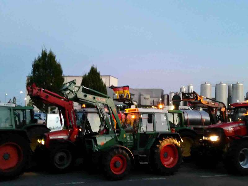 Blockade Der Molkerei Um Die Ecke Also Arbeitslosenselbsthilfe Oldenburg E V